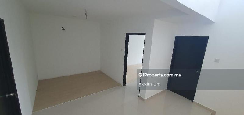 2.5-storey Terraced House for Sale in Taman Sutera, Johor Bahru by Alexius Lim - iProperty.com.my