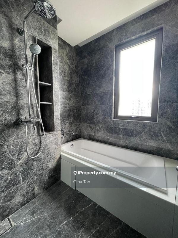 For Sale - Straits Residences