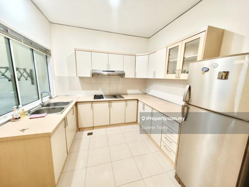Rumah Bandar untuk Disewa di Kuching, Sarawak oleh Eulene Tiong - iProperty.com.my