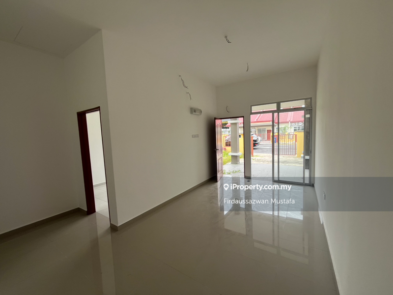 Rumah Berangkai 1 Tingkat untuk Dijual di Taman Satria, Telok Panglima Garang oleh Firdaussazwan Mustafa - iProperty.com.my