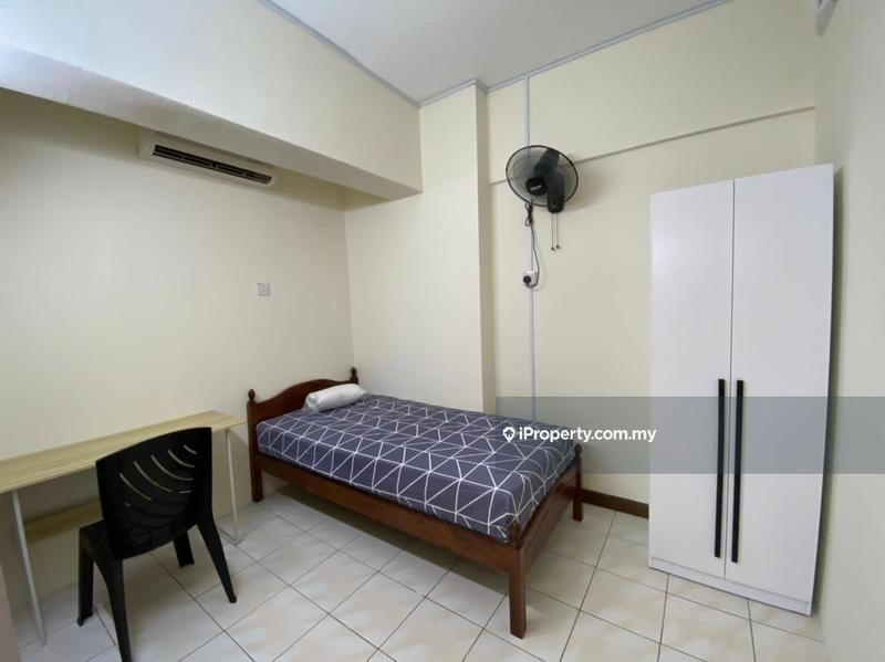 For Rent - Vista Komanwel B