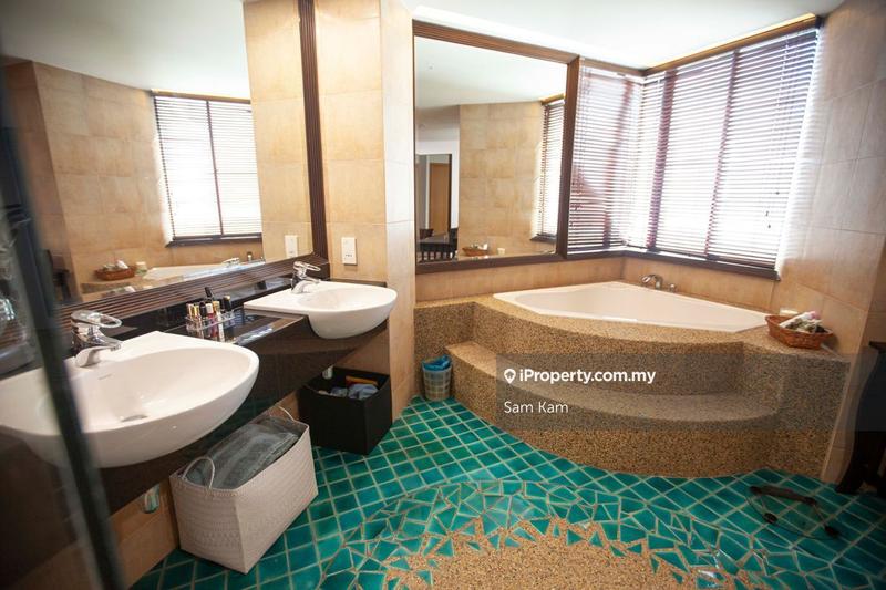 For Sale - Marina Bay Condominium