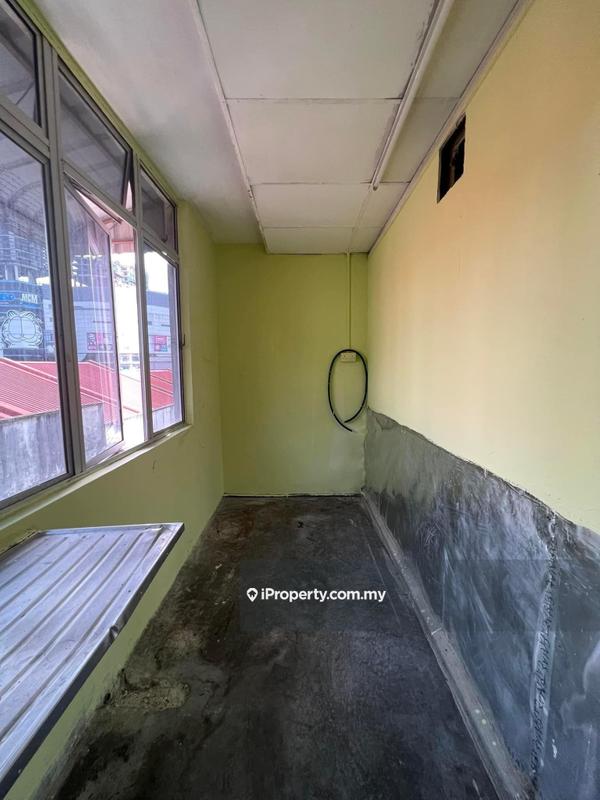 Shop for Sale in Tampoi, Johor by Cora Loh - iProperty.com.my