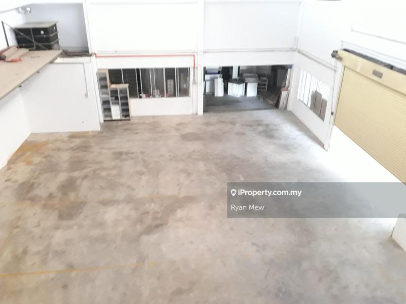 Kilang Berkembar untuk Disewa di Taman Industri Puchong, Puchong oleh Ryan Mew - iProperty.com.my