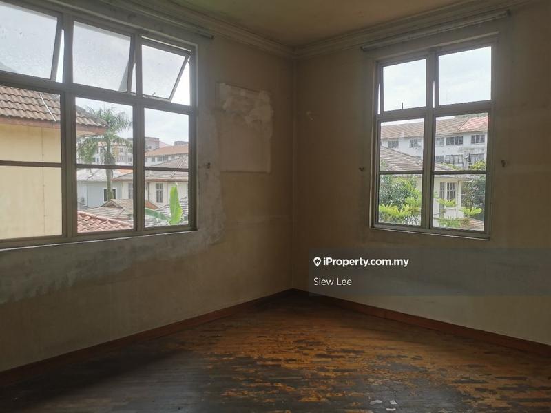 Bungalow House for Sale in Saujana Akasia, Sungai Buloh by Siew Lee - iProperty.com.my