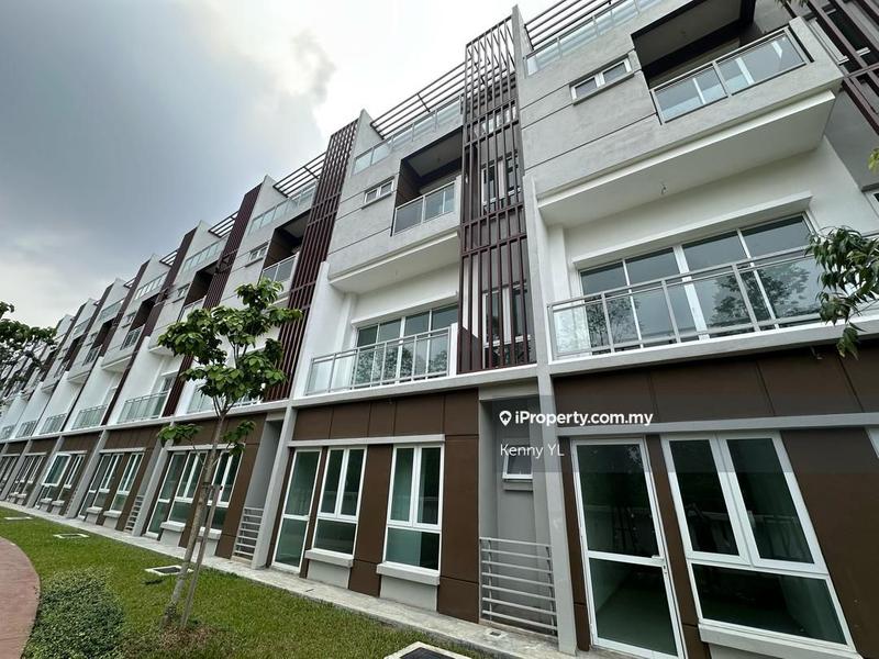 For Sale - d'Brightton