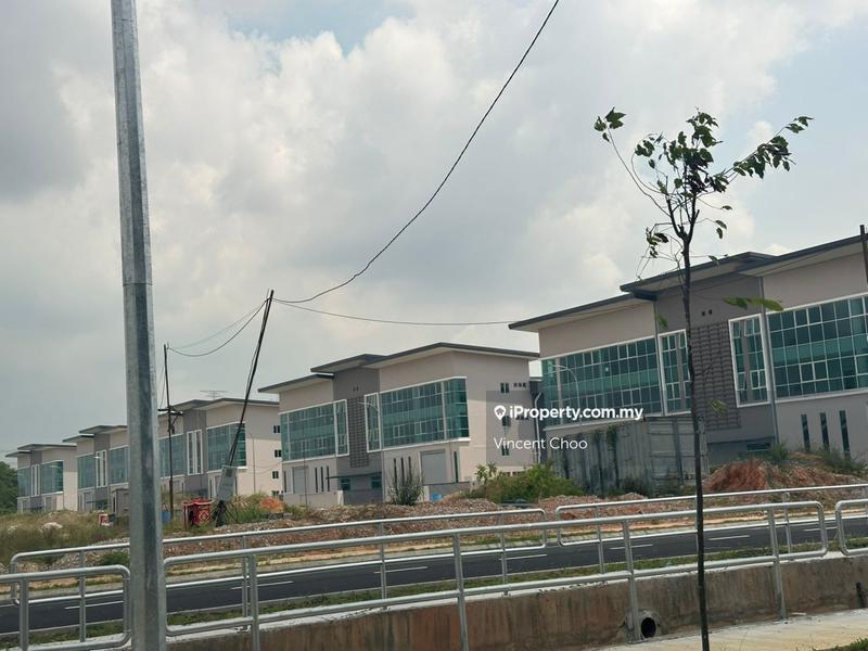 Kilang Berkembar untuk Disewa di Seksyen 35, Shah Alam oleh Vincent Choo - iProperty.com.my