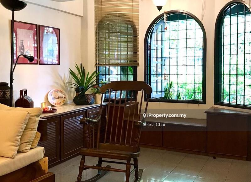 Rumah Teres 2-Tingkat untuk Dijual di Serdang, Seri Kembangan oleh Selina Chai - iProperty.com.my
