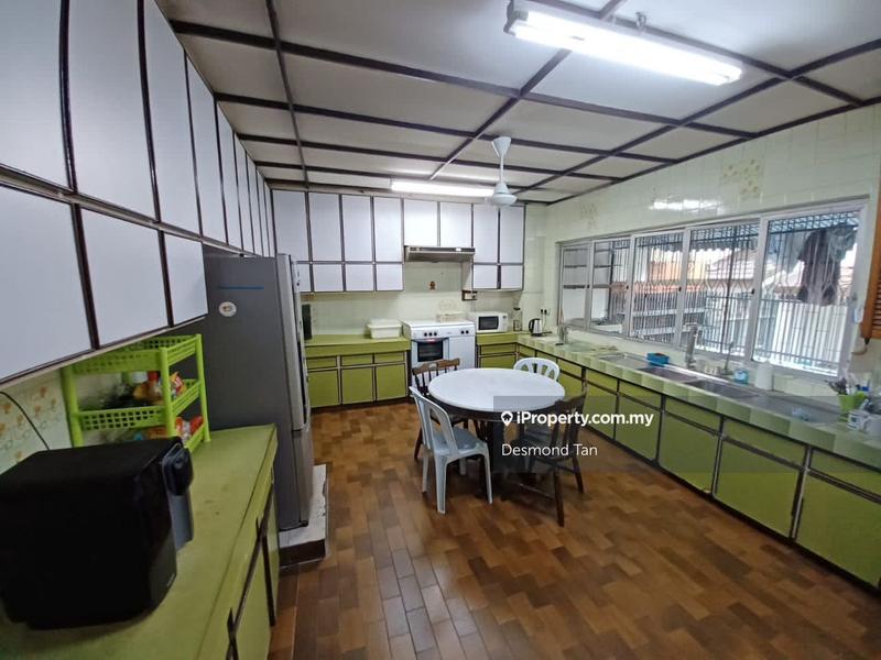 Semi-Detached House for Sale in Seksyen 17, Petaling Jaya by Desmond Tan - iProperty.com.my