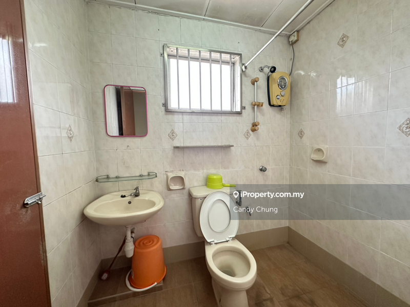Rumah Teres 2-Tingkat untuk Dijual di Bukit Rimau, Shah Alam oleh Candy Chung - iProperty.com.my