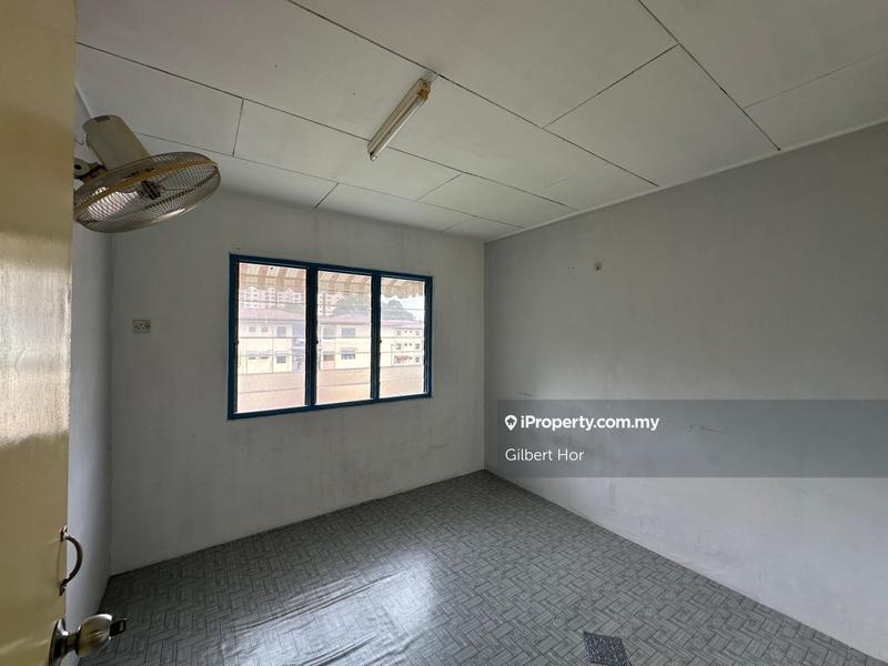 Flat for Sale in Seksyen 2 Wangsa Maju Flat by Gilbert Hor - iProperty.com.my