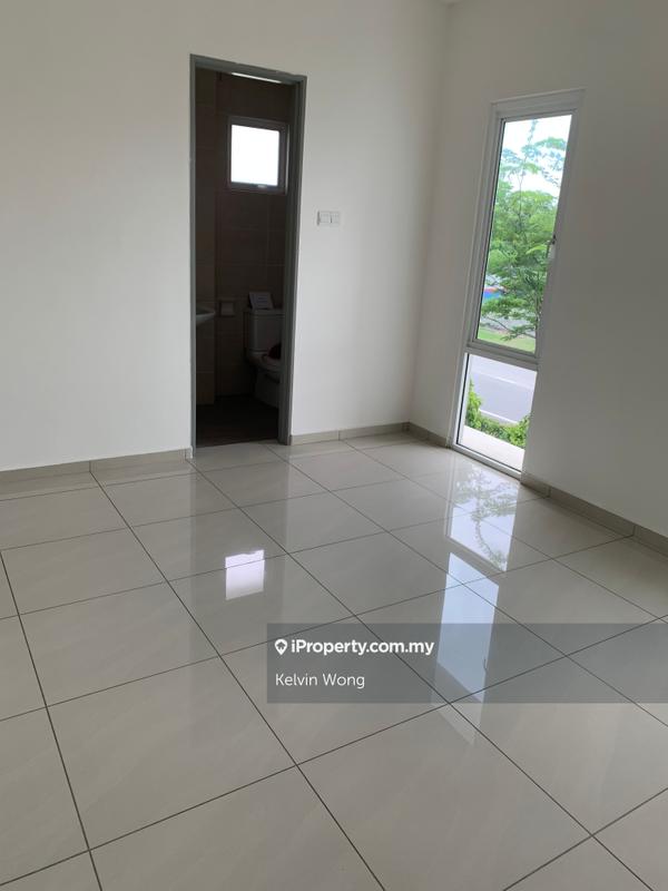 Rumah Berkembar untuk Dijual di Pulau Indah, Klang oleh Kelvin Wong - iProperty.com.my