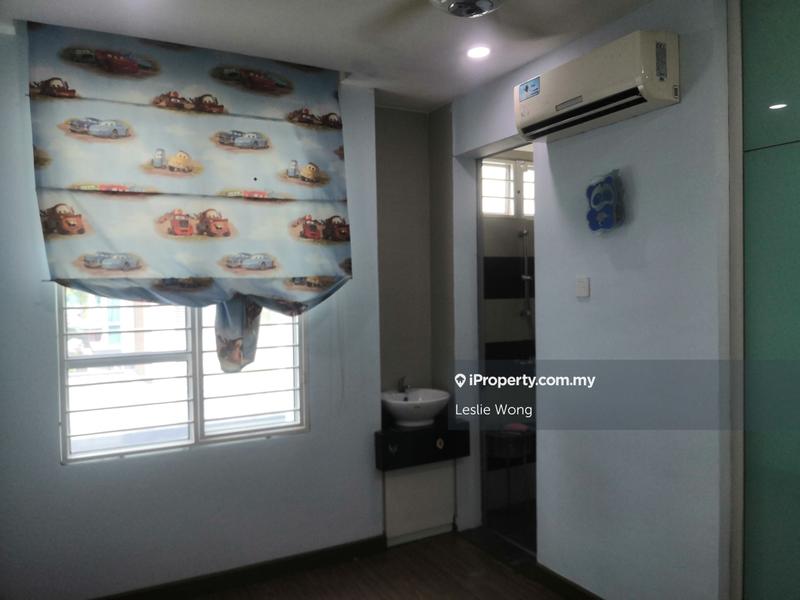 Rumah Berkembar untuk Dijual di Bukit Rahman Putra, Sungai Buloh oleh Leslie Wong - iProperty.com.my
