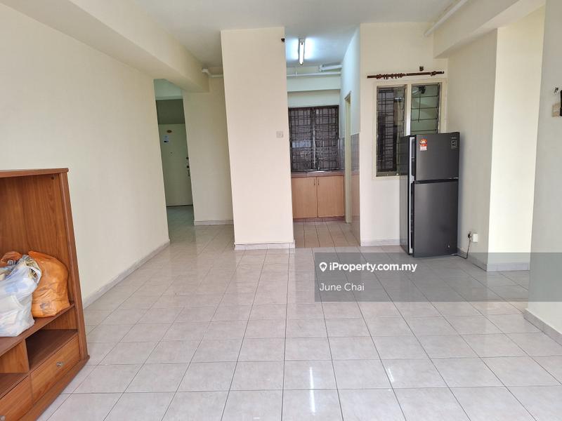 Service Residence for Sale in Villa Mutiara @ Mutiara Kompleks by June Chai - iProperty.com.my