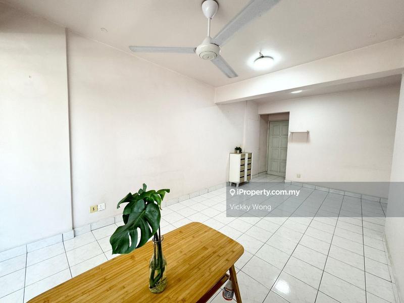 For Rent - Taman Cahaya