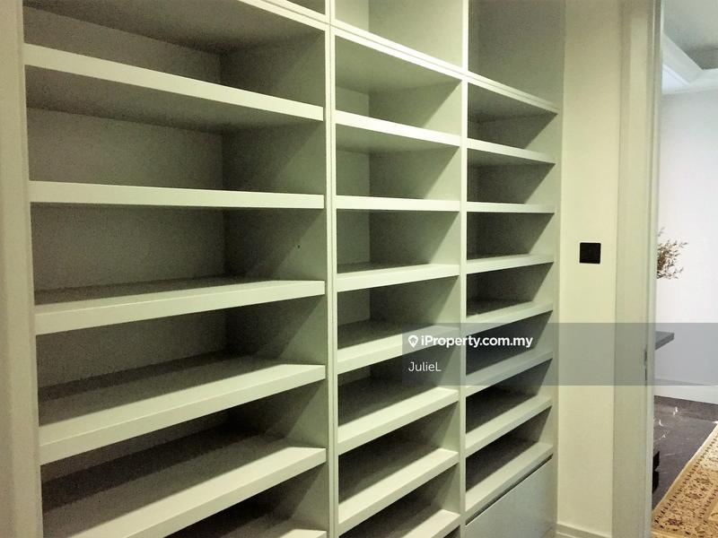 Service Residence for Sale in St Regis by Julie L - iProperty.com.my