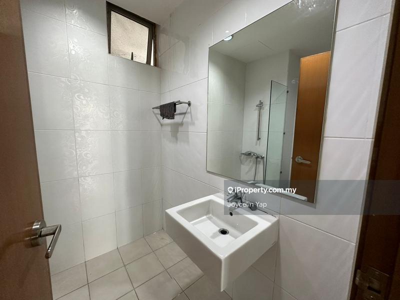 For Sale - Sri Putramas III / Royal Regent