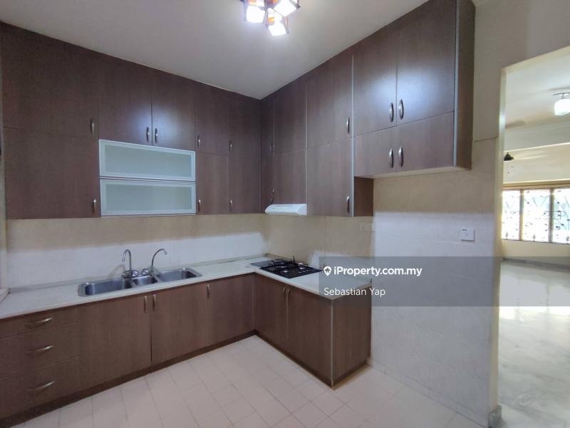 Rumah Berangkai 2 Tingkat untuk Dijual di Taman Kelana Idaman, Ara Damansara oleh Sebastian Yap - iProperty.com.my