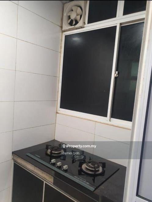 Service Residence for Sale in Saville @ Melawati by ZhiHong Loh - iProperty.com.my