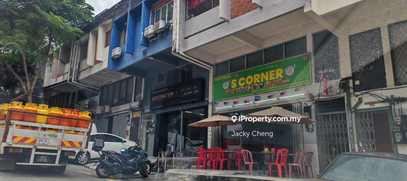 For Rent - Taman Bukit Anggerik, Ground And Mezzanine Floor For Rent, Limited Cheaper Price