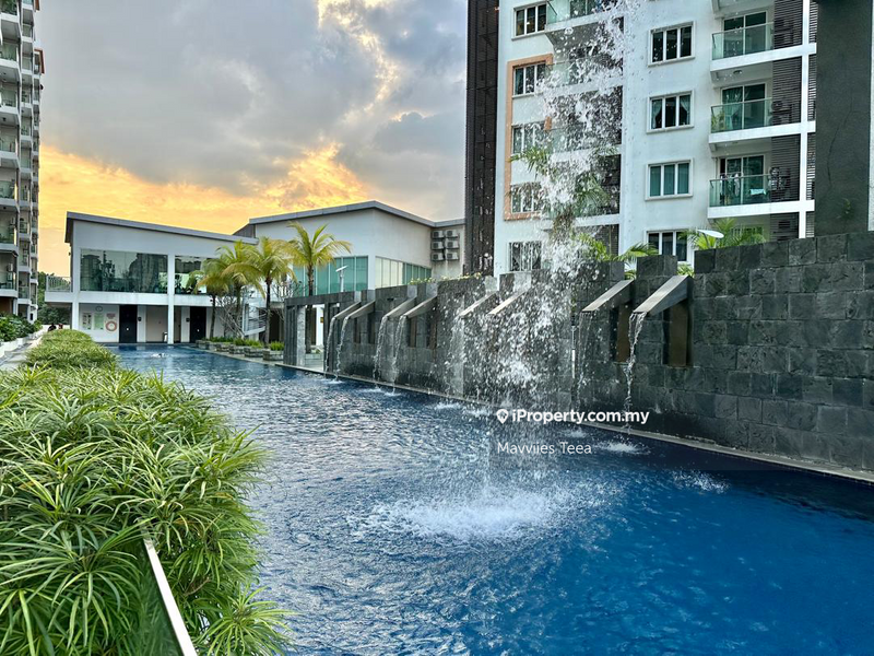 Condominium for Sale in Hijauan Saujana by Mavviies Teea - iProperty.com.my