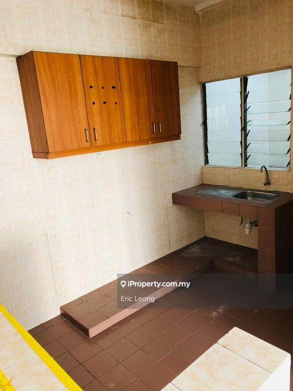 Condominium for Sale in Desaria Villa by Eric Leong - iProperty.com.my