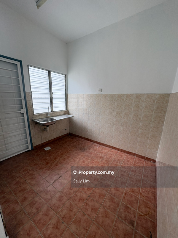 Rumah Teres 2-Tingkat untuk Dijual di Taman Puncak Jalil, Seri Kembangan oleh Sally Lim - iProperty.com.my
