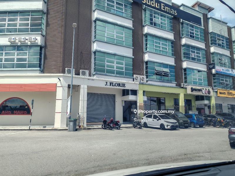 Shop for Rent in Taman Tun Dr Ismail 1, Muar by Susan Lim - iProperty.com.my