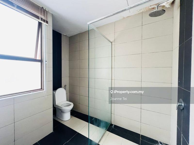 3-storey Terraced House for Sale in LakePoint Residence, Cyberjaya by Joanne Tei - iProperty.com.my