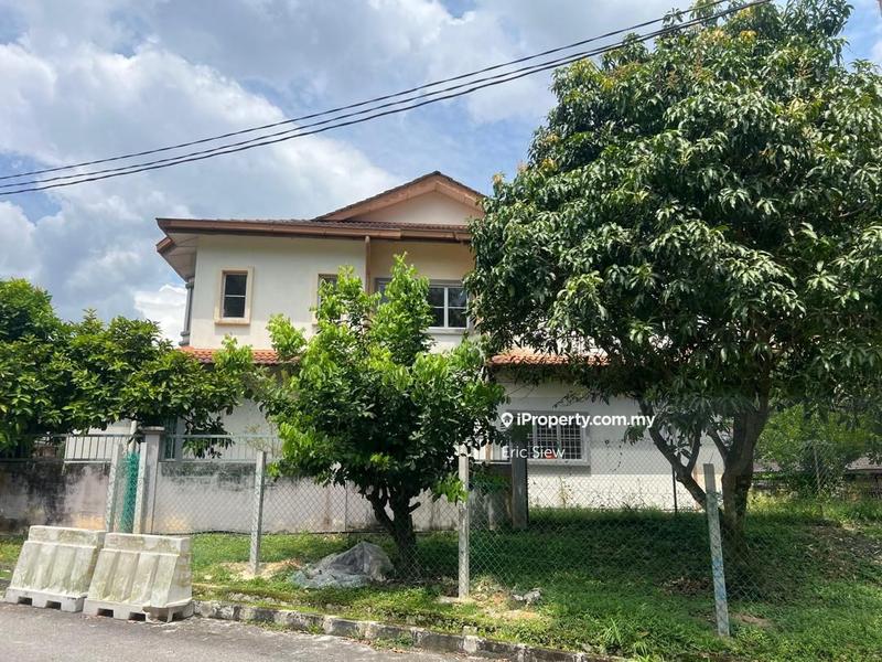 Rumah Berkembar untuk Dijual di Sungai Long, Bandar Sungai Long oleh Eric Siew - iProperty.com.my