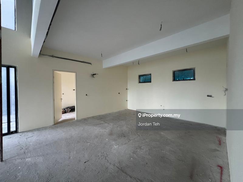Banglo untuk Dijual di Santuari Park Pantai, Pantai oleh Jordan Teh - iProperty.com.my