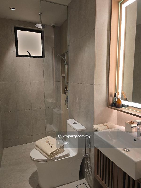 Kediaman Servis untuk Dijual di Amaya Residences @ Damansara Avenue oleh Hui Xin - iProperty.com.my