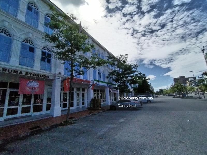 For Rent - Taman Kota Laksamana