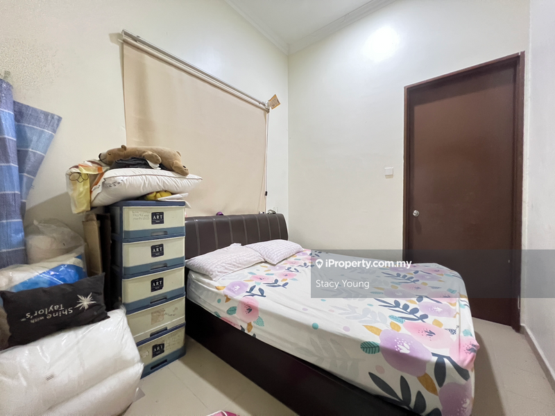 Bungalow House for Sale in Bandar Tun Hussein Onn Lake Valley Avenue 4, Cheras by Stacy Young - iProperty.com.my