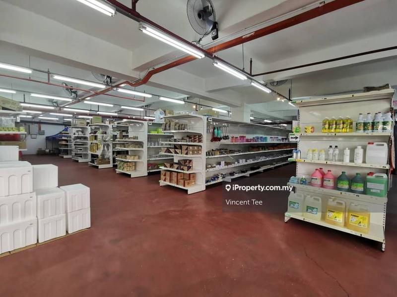 Shop for Sale in Pusat Bandar Rawang, Rawang by Vincent Tee - iProperty.com.my