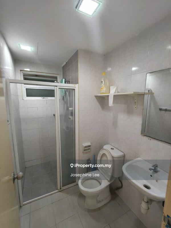 Kondominium untuk Disewa di Sterling oleh Josephine Lee - Bathroom - iProperty.com.my