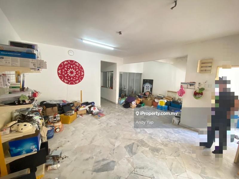 Rumah Teres 2.5-Tingkat untuk Dijual di Bandar Country Homes, Rawang oleh Andy Yap - iProperty.com.my