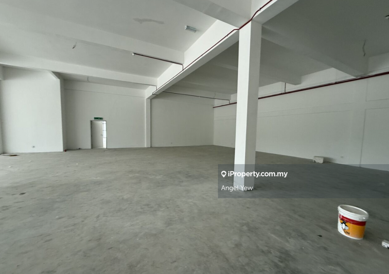 For Rent - Batu Caves Sungai Tua corner showroom factory 40ft container accessible