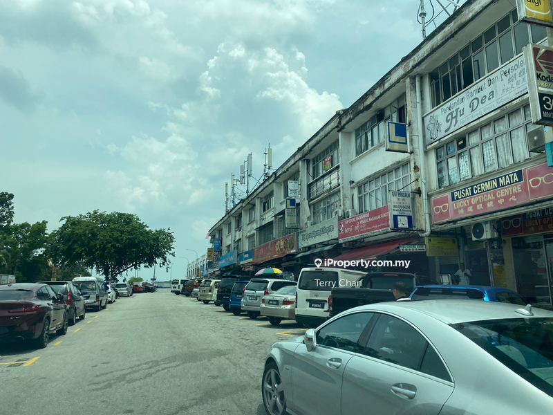 Shop for Sale in Taman Taming Jaya, Balakong by Terry Chan - iProperty.com.my