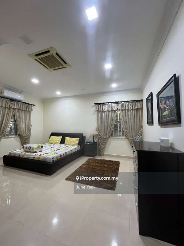 Bungalow House for Sale in Taman Villa Heights, Kajang by June Yeak - iProperty.com.my
