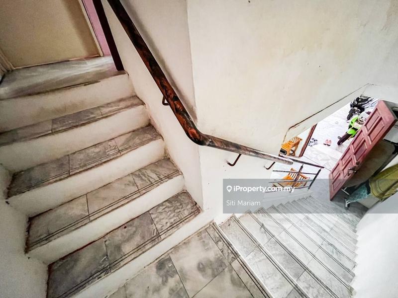 Rumah Berangkai 2 Tingkat untuk Dijual di Taman Bukit Permai, Ampang oleh Siti Mariam - iProperty.com.my