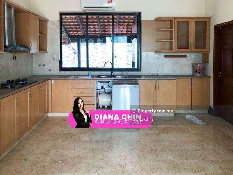 Bungalow House untuk Dijual di 2 storey Bungalow, Tanjung Bungah, Tanjung Bungah oleh Diana Chin - iProperty.com.my