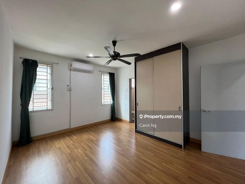 Rumah Berangkai 3 Tingkat untuk Disewa di Taman Bayu Lagenda, Rawang oleh Carol Ng - iProperty.com.my