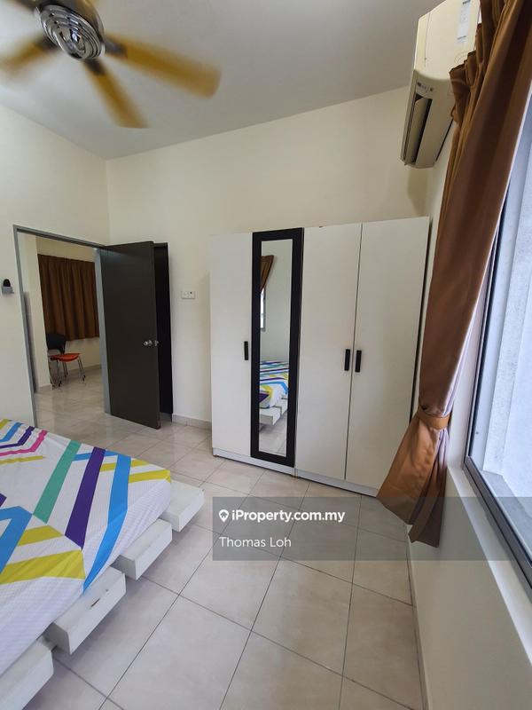 Condominium for Sale in Lagoon Suites by Thomas Loh - iProperty.com.my