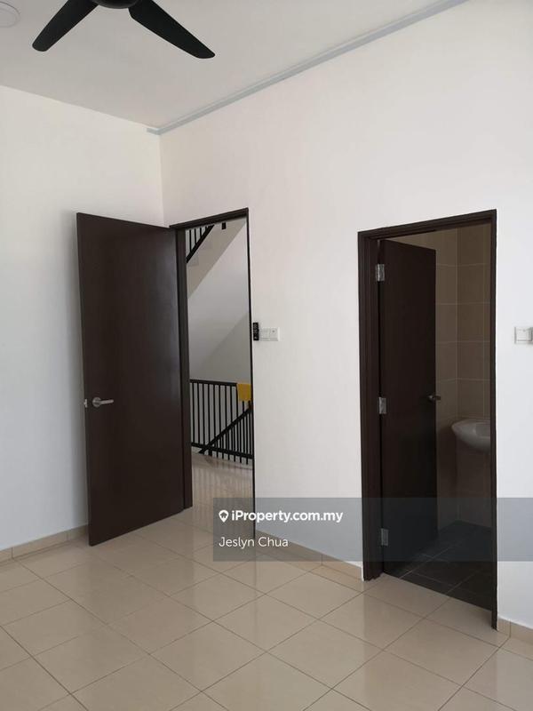 3-storey Terraced House for Sale in Puchong, Selangor by Jeslyn Chua - iProperty.com.my