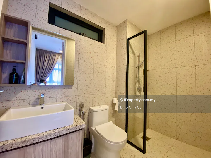 Service Residence for Sale in D'Cosmos Residences by Dino Chia CS - iProperty.com.my