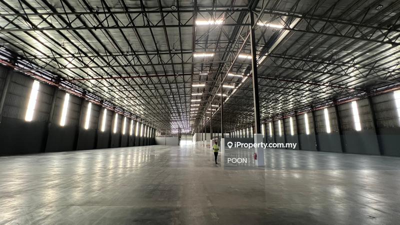 Poon Industrial Property - 工厂表弟