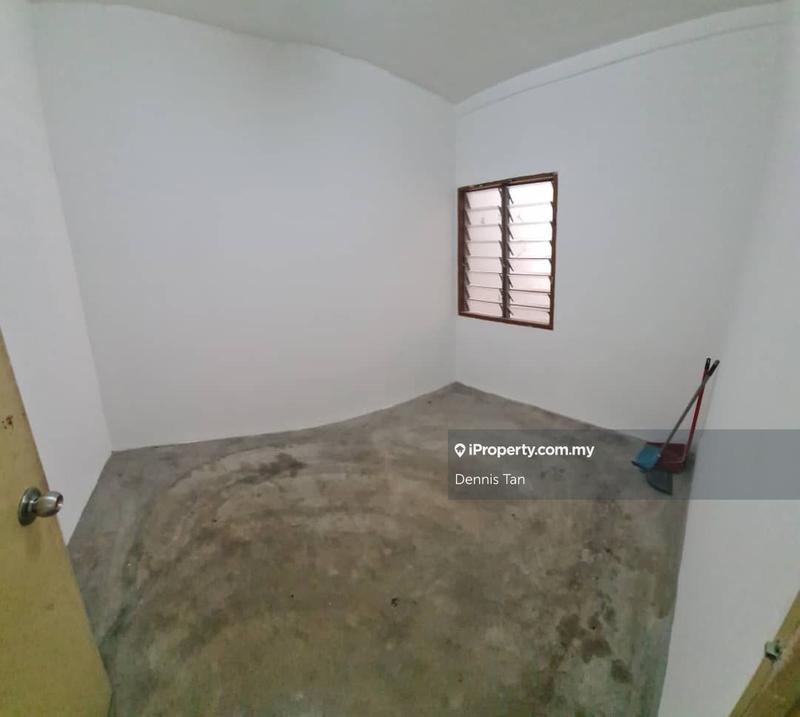 Pangsapuri untuk Dijual di Pangsapuri Semarak oleh Dennis Tan - iProperty.com.my