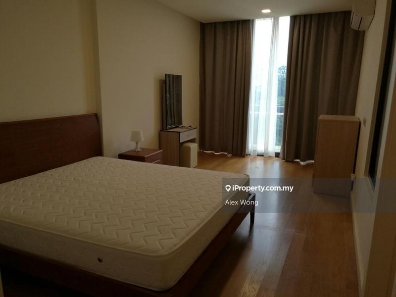 For Sale - 6 CapSquare