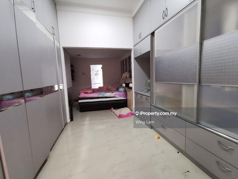 Semi-Detached House for Sale in Happy Garden, Kuchai Lama by Wing Lam - iProperty.com.my